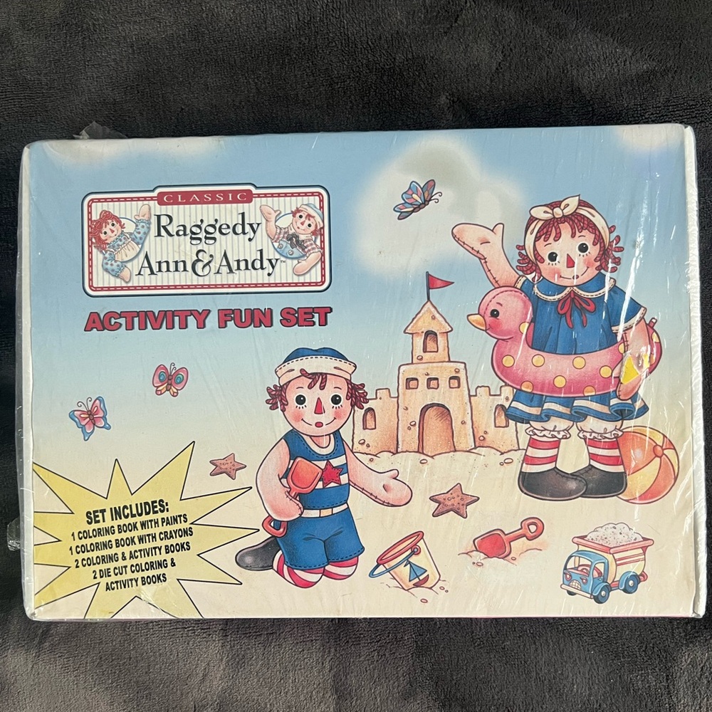 New Vintage Classic Raggedy Ann & Andy Activity Fun Set 6 Coloring Books Crayons
